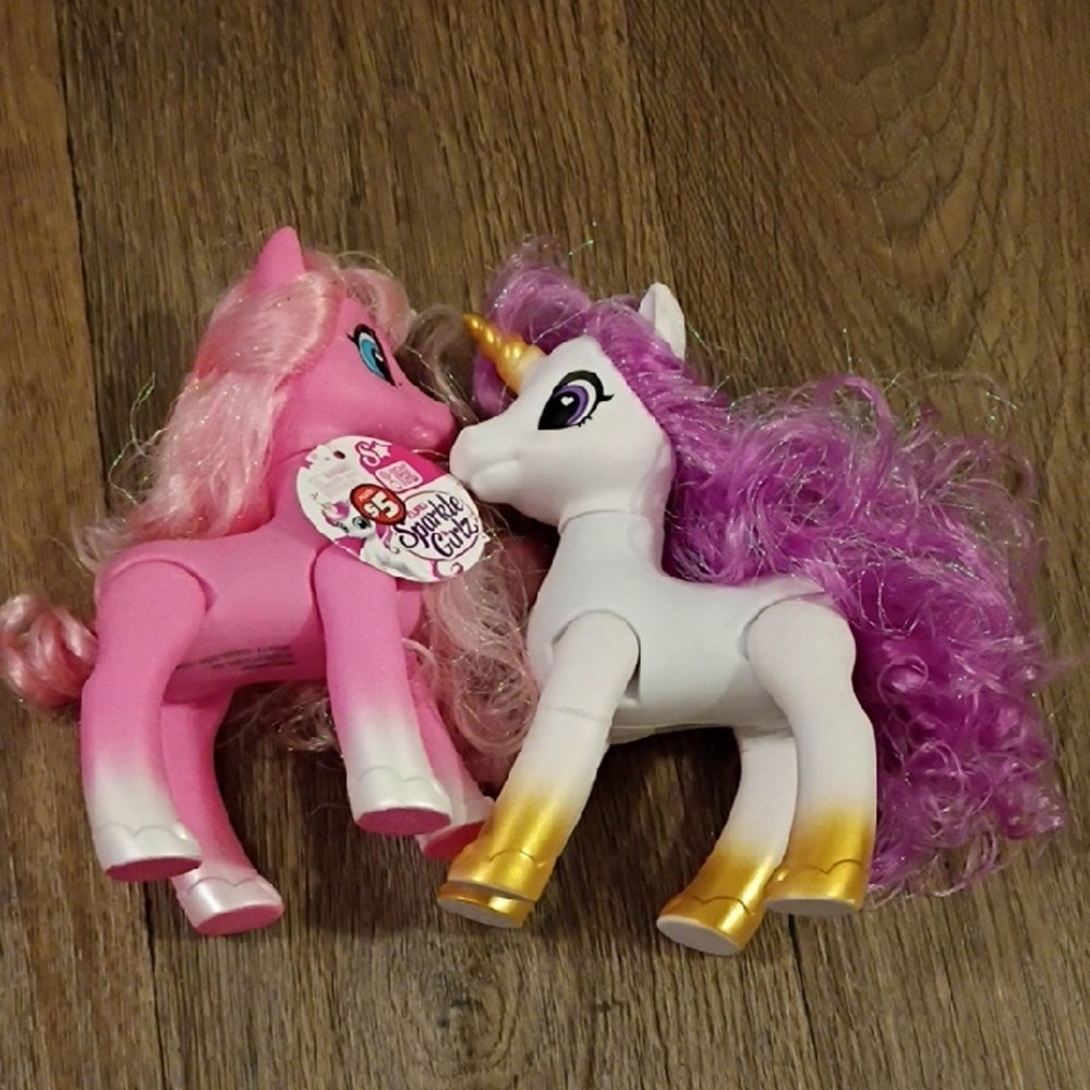Pink and White Unicorn Toy Set